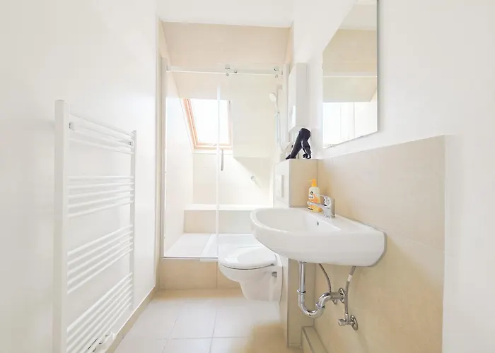 Tolstov - 4 - Maisonette - Balcony - 20 Min Messe Dus And Old Town Dus 杜塞尔多夫