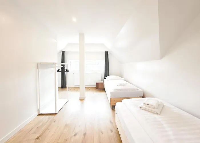 Tolstov - 4 - Maisonette - Balcony - 20 Min Messe Dus And Old Town Dus 公寓 *