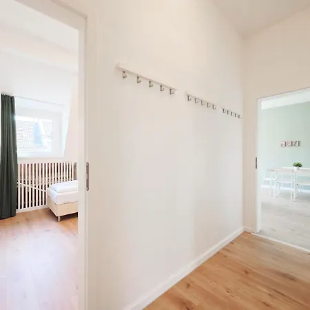 Tolstov - 4 - Maisonette - Balcony - 20 Min Messe Dus And Old Town Dus *