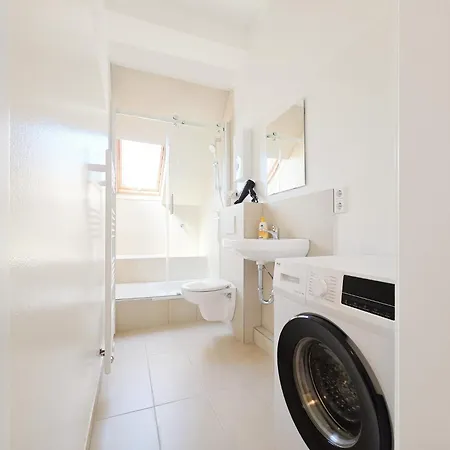 Tolstov - 4 - Maisonette - Balcony - 20 Min Messe Dus And Old Town Dus 公寓 *