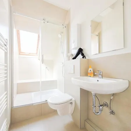 Tolstov - 4 - Maisonette - Balcony - 20 Min Messe Dus And Old Town Dus * Dusseldorf