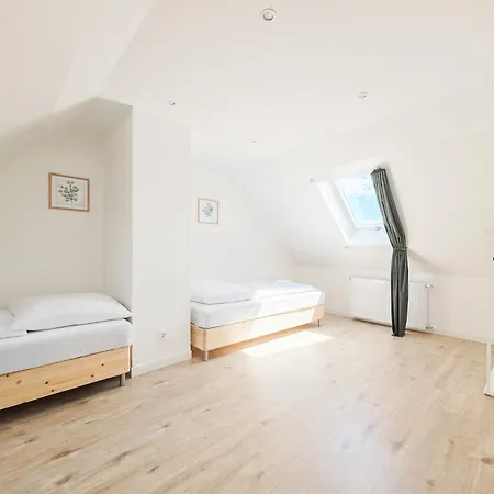 Apartment Tolstov - 4 - Maisonette - Balcony - 20 Min Messe Dus And Old Town Dus Dusseldorf