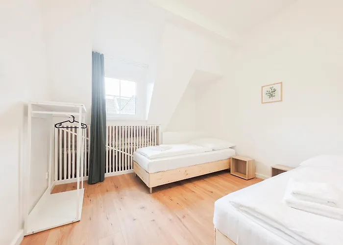 Apartament Tolstov - 4 - Maisonette - Balcony - 20 Min Messe Dus And Old Town Dus *